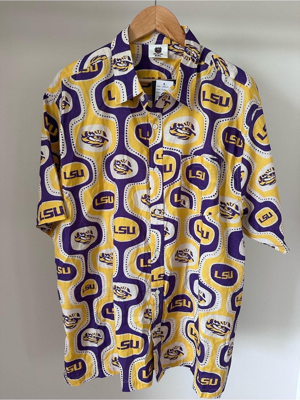 NWT Wes and Willy Men’s LSU Tigers Button Down Hawaiian Short Sleeve Shirt XXL